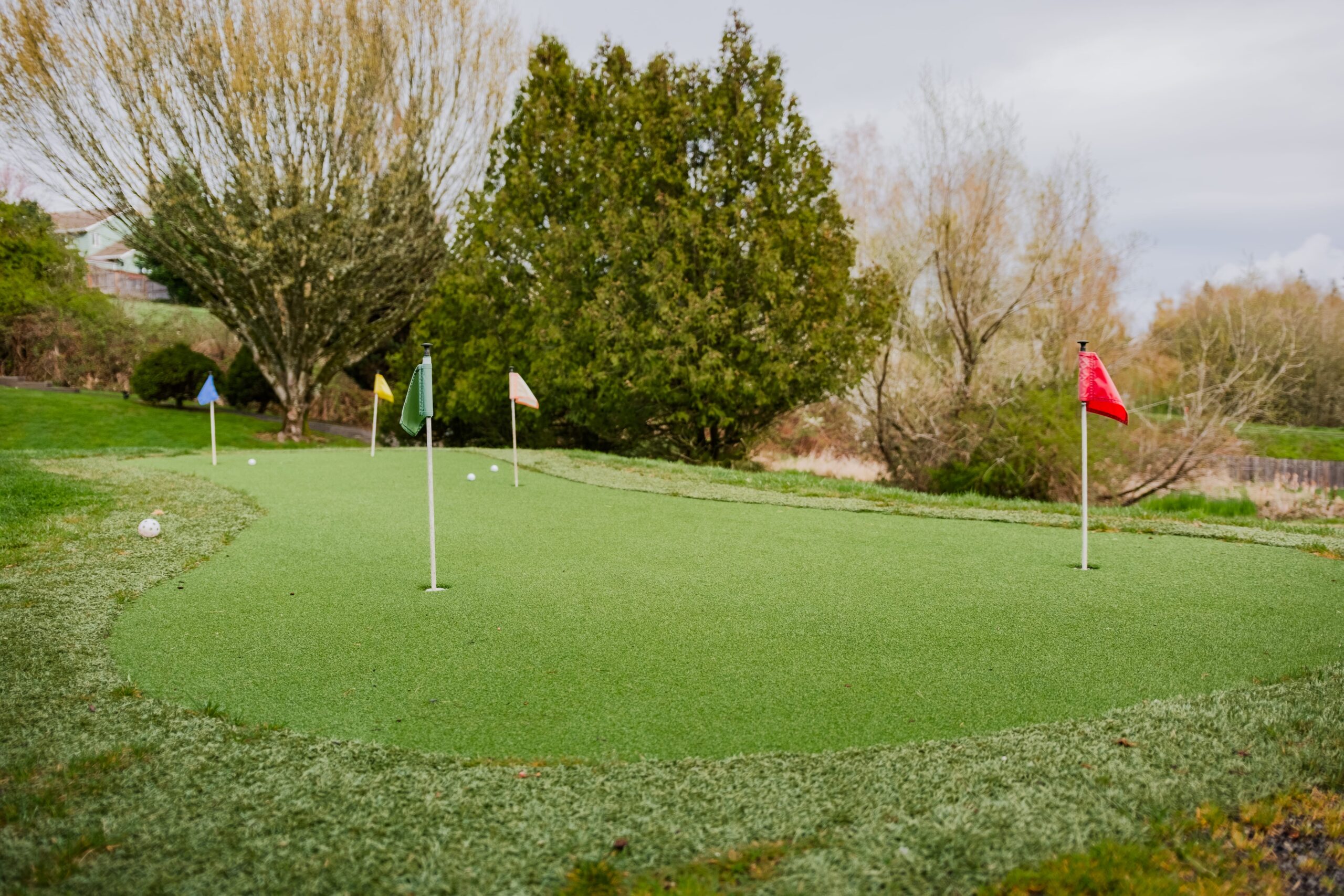 The Recovery Village Ridgefield Drug and Alcohol Rehab near Portland - mini golf amenities 2-min
