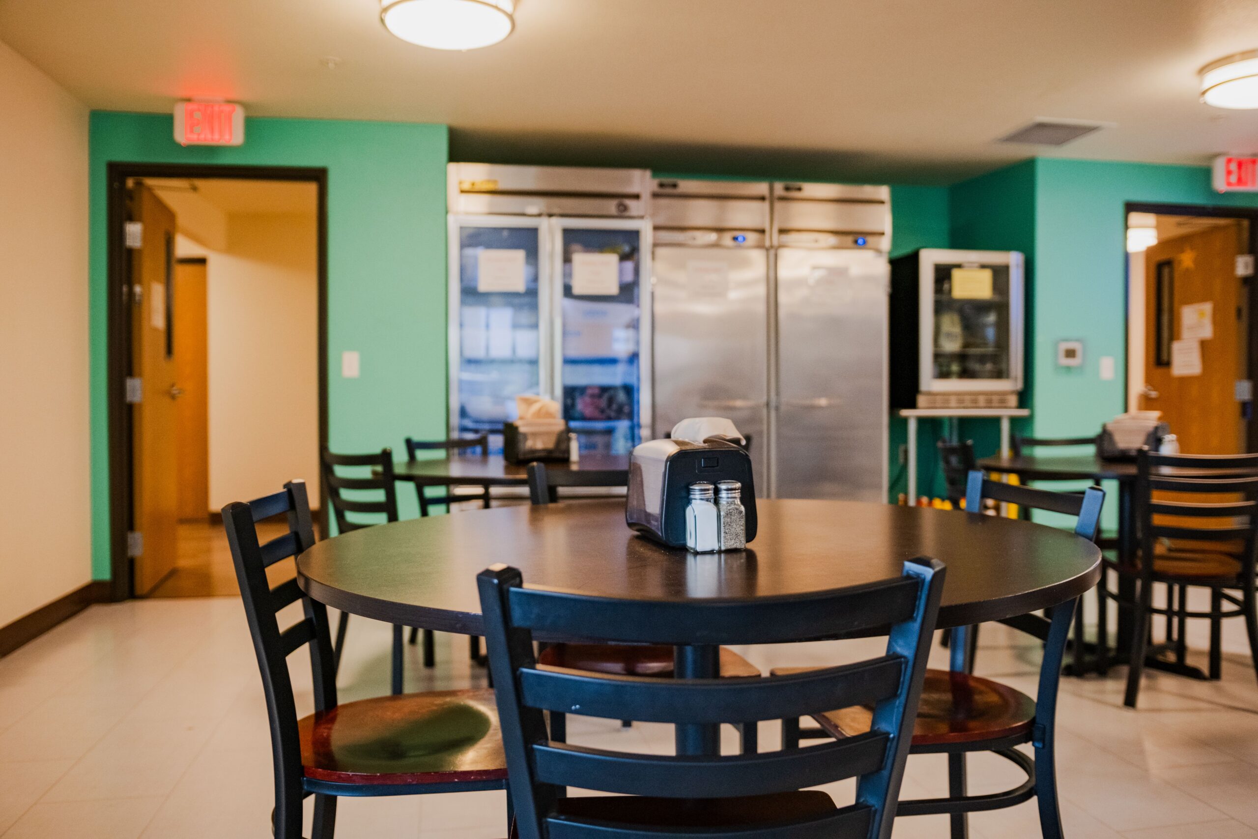 The Recovery Village Ridgefield Drug and Alcohol Rehab near Portland - quality time with peers (1)-min